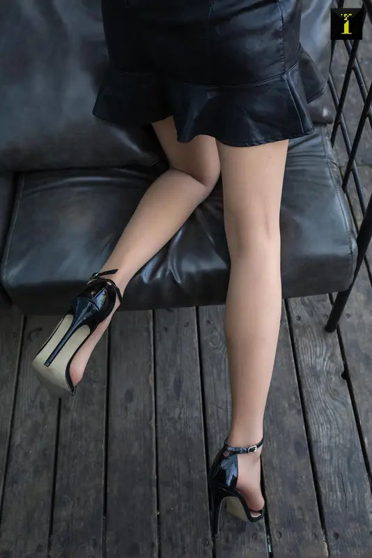 2019.11.28 丝享家627:小小《小小的黑色皮裙》 - IESS